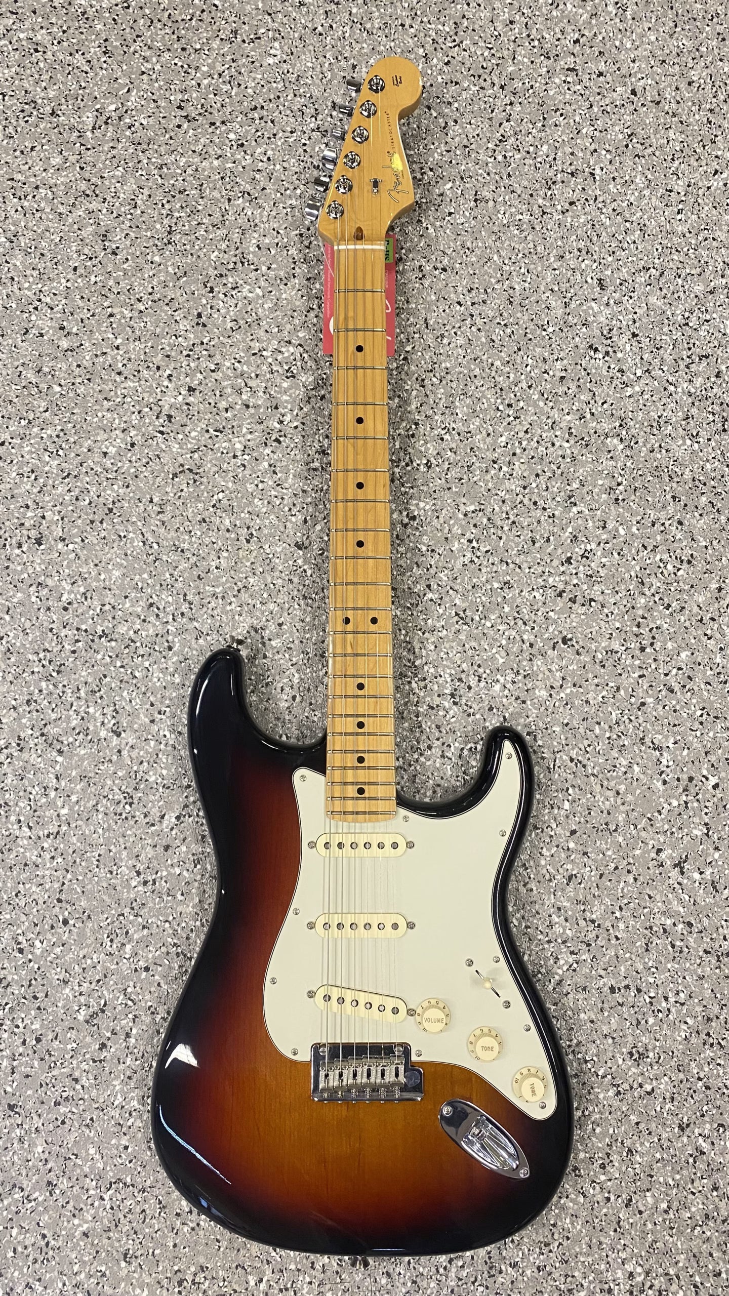 FENDER - American Professional Stratocaster Sunburst