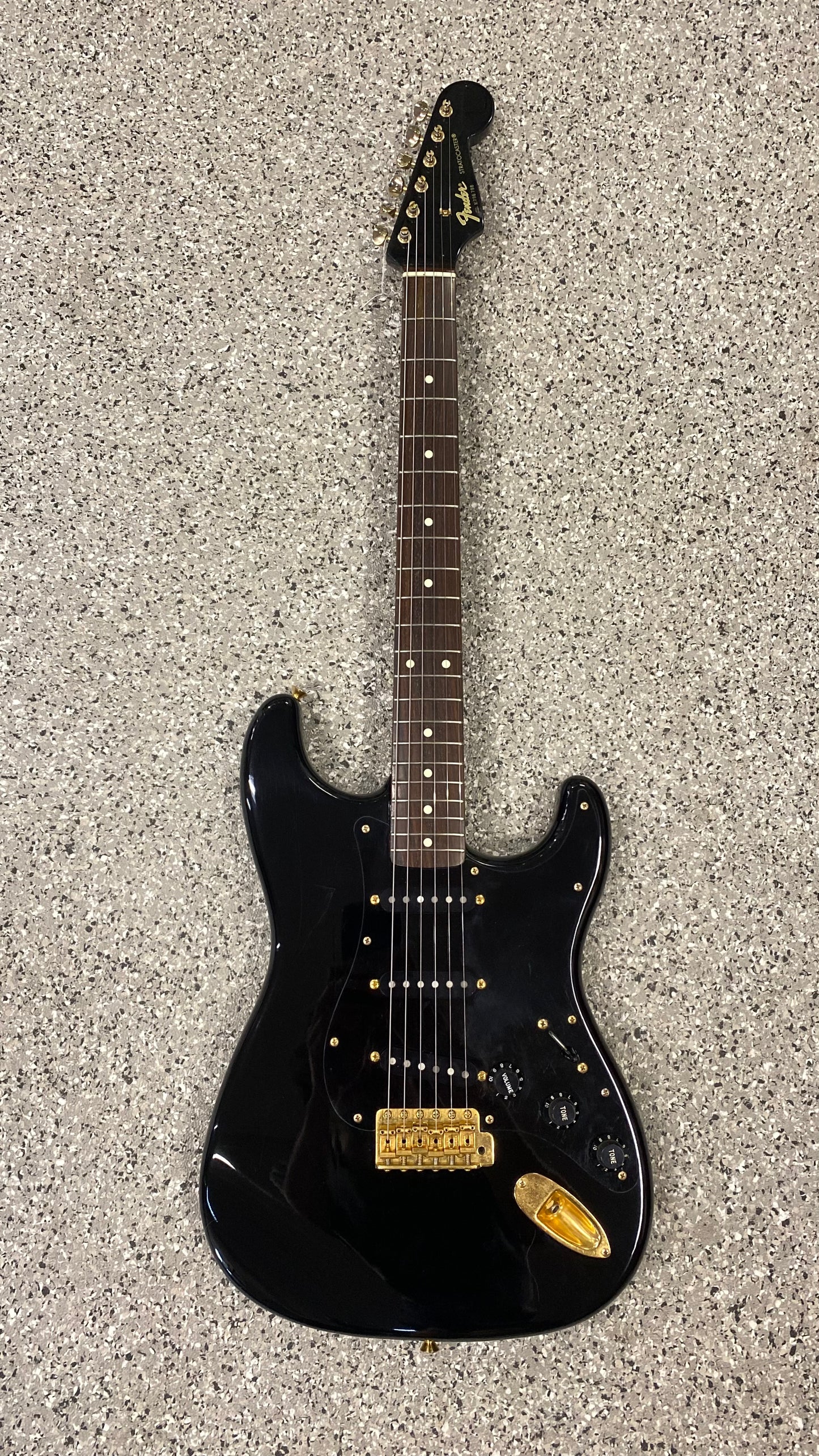 Fender MIJ Stratocaster Black (1987)