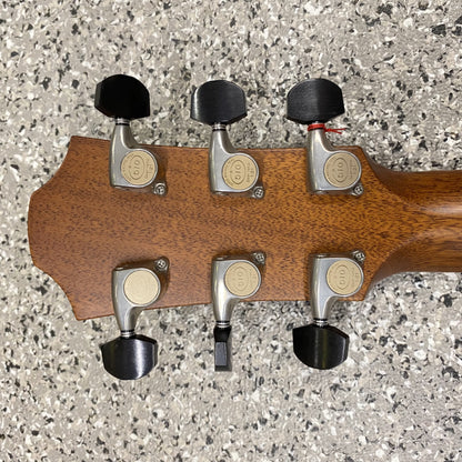 FURCH Red Deluxe GcE LI mit Tonabnehmer LR.BAGGS EAS-VTC Western-Gitarre