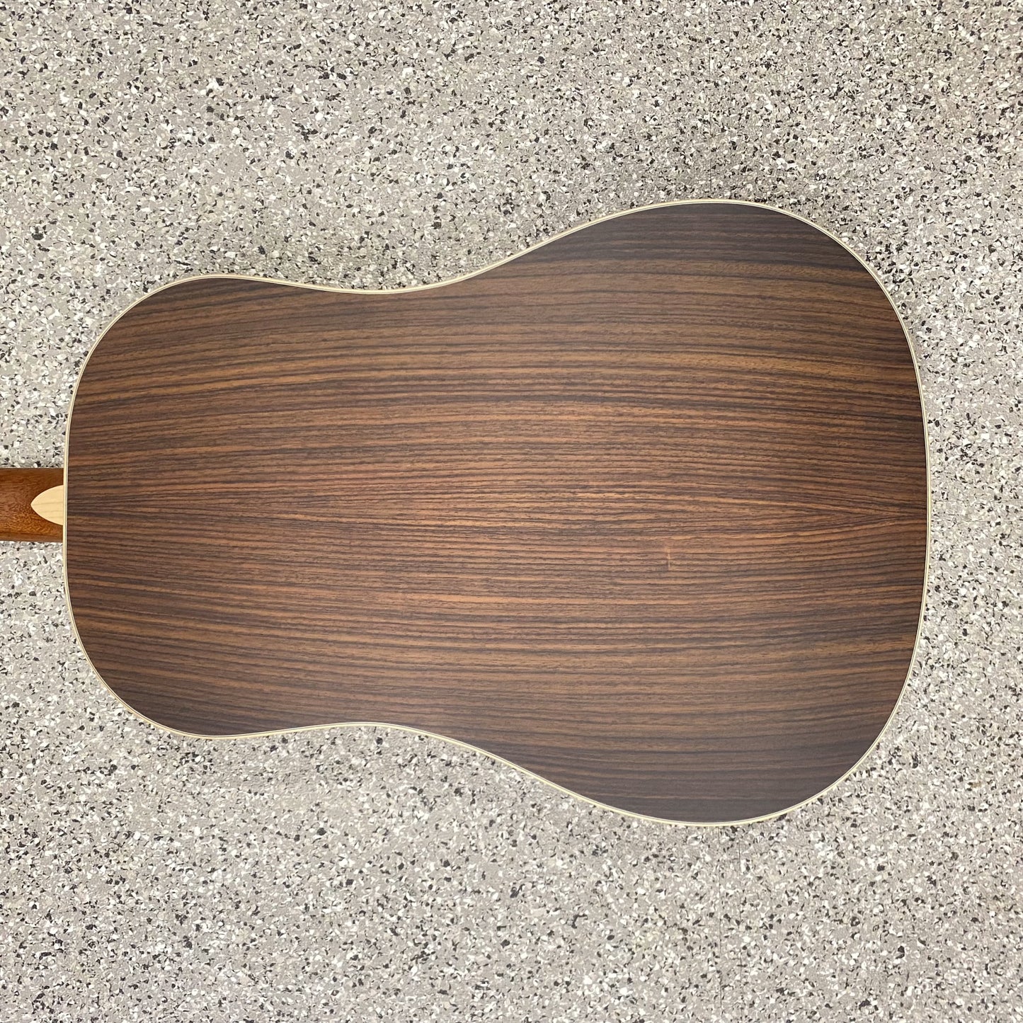 LARRIVEE SD-40 RW mit VINE Kopfplatte inkl. Koffer Western-Gitarre