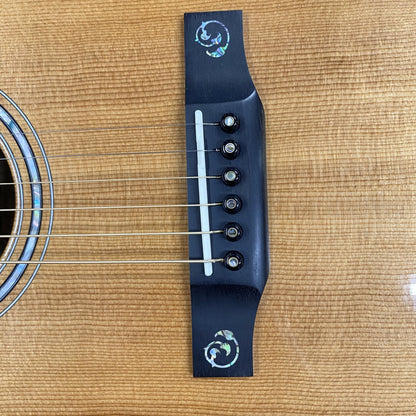 LARRIVEE LSV-11 Vine Inlays inkl. Koffer Western-Gitarre