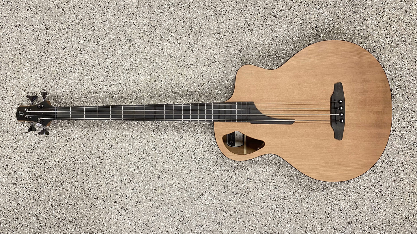 Furch Akustik Bass BC 61-CM4 inkl. Tasche