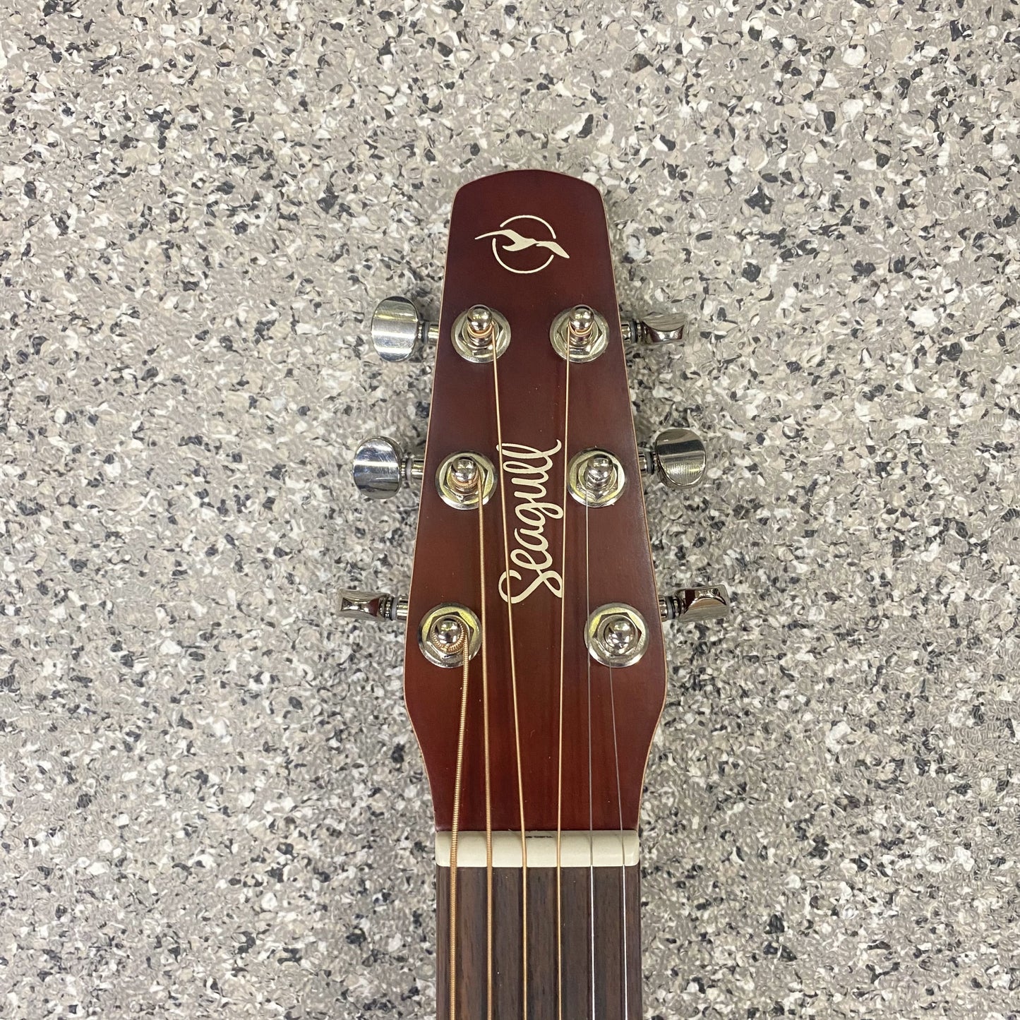 SEAGULL Entourage Autumn Burst inkl. orig.SEAGULL GigBag Western-Gitarre
